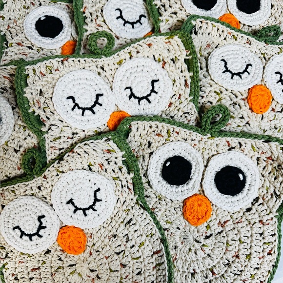 Sage and Natural Tan Crocheted Owl Potholders, Kitchen Decor - Picture 1 of 8